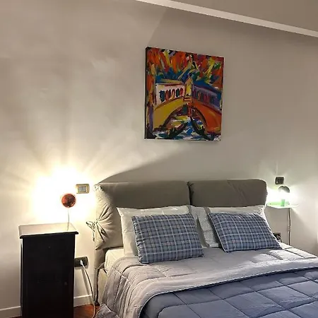 Al Conservatorio Vecchio Appartement Salernes