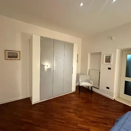 Al Conservatorio Vecchio Appartement Salernes